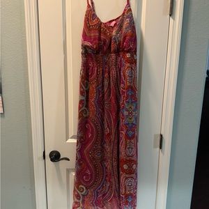 Plus sized maxi